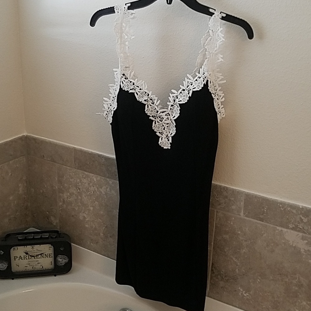 Forever 21 Black Mini Cocktail Dress